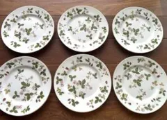WEDGWOOD Wild Strawberry プレート 皿27センチ - メルカリ