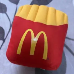 マクドナルド 2026年版 ポテト型クッション 新店舗オープン記念 非売品
