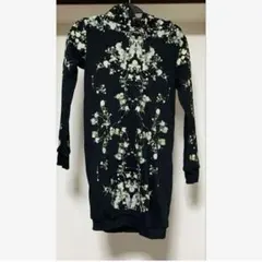 ジバンシー　キッズ　かすみ草パーカーワンピース　12yのサムネイル