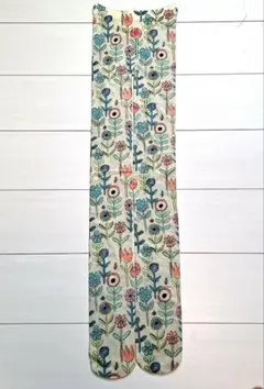 【最終のお値下げです】新品 I am I in fact お花畑柄タイツ