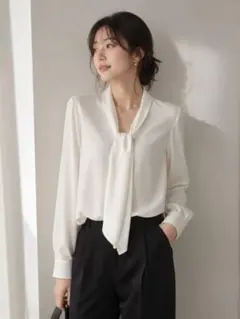 Theory　Luxe ボウタイブラウス 長袖 ホワイトのサムネイル