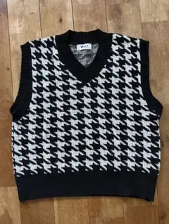 ハウンドトゥース柄 ニットベスト Vネック