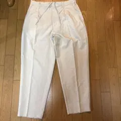 GU ライトグレー スラックス