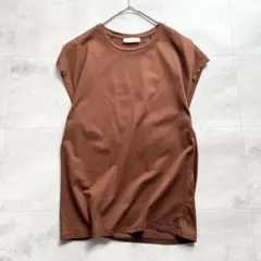 美品　TOMORROWLAND　フレンチスリーブカットソー　Tシャツ　Sのサムネイル
