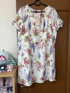 ローズティアラ　ワンピース　新品のサムネイル