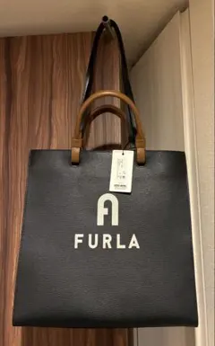 Item thumbnail for item 5d118df4-d078-4292-a789-b39d5df338d1