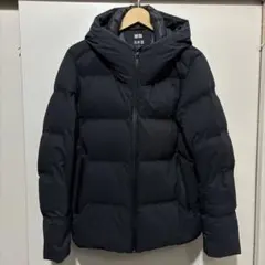 ユニクロ シームレスダウンパーカー 黒 ブラック L