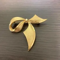 256刻印 ヴィンテージ ゴールド リボンブローチ クリスマス Ribbonのサムネイル