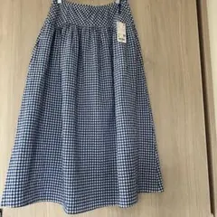 新品タグ付　ユニクロ　シアサッカーボリュームマキシスカート ふんわりシルエット