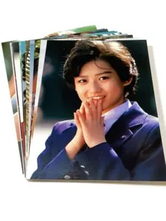2)s1016) 岡田有希子　L判写真10枚setのサムネイル