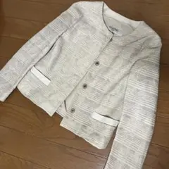 2026年最新】VALENTINO ノーカラージャケットの人気アイテム - メルカリ