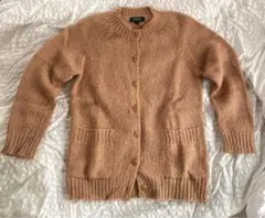 A.P.C. ベージュ ニットカーディガン