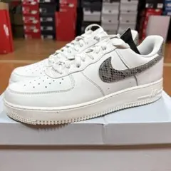 NIKE エアフォース1 DD8959-002 訳あり新品　29.0