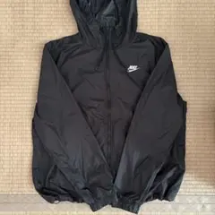 Nike ブラック ナイロンジャケット
