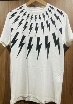 美品　NEIL BARRETT サンダーボルト　稲妻　Tシャツのサムネイル