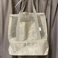 ユニクロ メッシュトートバッグ　ノベルティー　ベージュ色のサムネイル