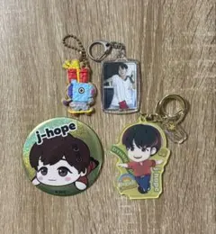 j-hope キーホルダーとバッジセット