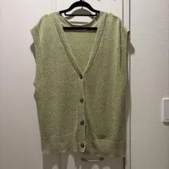 FREAK'S STORE ボタン付きニットベスト　Vネック