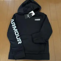 アンダーアーマー　パーカー　キッズ130サイズ