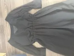 ブラック ロングワンピース シースルー袖　背中開きワンピ
