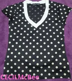 CECILMcBee☆ドット柄 Vネックカットソー☆未使用