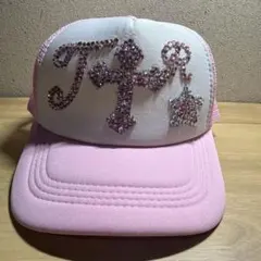 ストーン装飾付きピンクキャップ