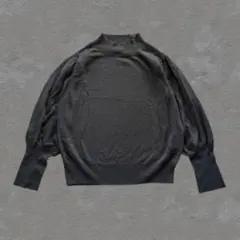 グレー ハイネック バルーンスリーブニット