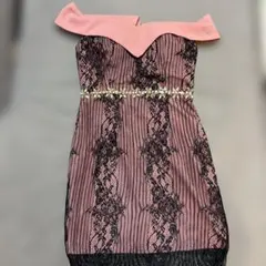 デイジー　オフショルダー ピンク　黒　レース　キャバドレス　ビジュー
