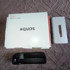【美品・付属品完備】AQUOS ケータイ3 806SH ホワイトのサムネイル