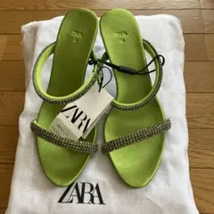 ZARA サンダル　新品