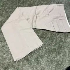 ユニクロ　ベージュ スラックス ウエスト61cm