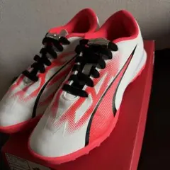 PUMA 20cm サッカーシューズ トレーニングシューズ　フットサルのサムネイル