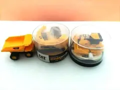 CAT ミニチュア 　 ダンプトラック　ショベルカー　ブルドーザー　3点のサムネイル