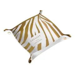 Item thumbnail for item 9c4defe8-f886-4c5f-805e-7f30c10fa59a