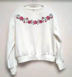 【美品】 花柄刺繍入りプルオーバー　 キッズトップス　150