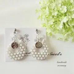 ▪アクリルドットチャーム×ドロップビーズ×メタルチャームピアス／イヤリング