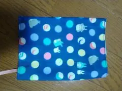 となりのトトロ　ブックカバー　ジブリ　どんぐり共和国