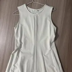【新品・未使用】UNIQLO ウルトラストレッチワンピース　ノースリーブ