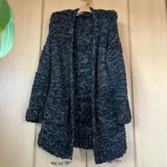 かわいいニットカーディガン