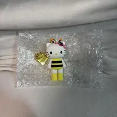 ハローキティ展 シークレットマスコットチャームB ③ハチ