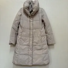 ベージュ ダウンジャケット ウエストベルト付き
