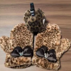 ディズニー　ミッキー　ヒョウ柄 リボン付き イヤーマフとミトンセット