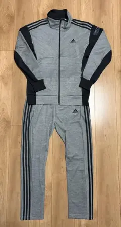 【ほぼ未使用】アディダス　adidas　ジャージ　上下セットアップ