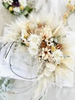 パンパスグラス　リース　スワッグ　春　ミモザ　スターチス ドライフラワー