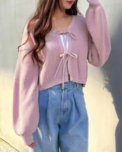 イングINGNIピンク色クロップド丈Vネック2つリボンニットカーディガン