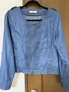 Item thumbnail for item cef82ad9-a4e2-4aae-acc1-cfbde4a4b886