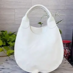 GUCCI グッチ メッシュバッグ ワンハンドバッグ ホワイト 軽量 - メルカリ
