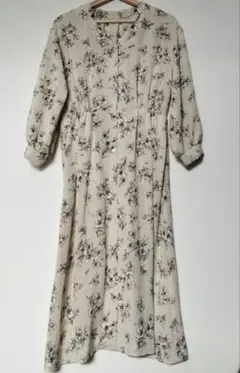 【URBAN RESEARCH】花柄長袖　前開きシャツワンピース　ロング丈