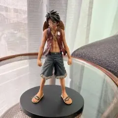ワンピース モンキー・D・ルフィ フィギュア