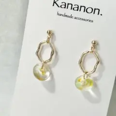 ドロップビーズとナチュラルオーバルのピアス/イヤリング＊377ye